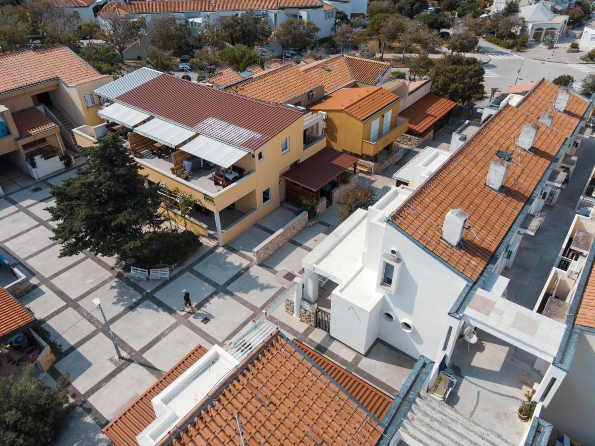 Guesthouse Lastavica Novalja Dış mekan fotoğraf